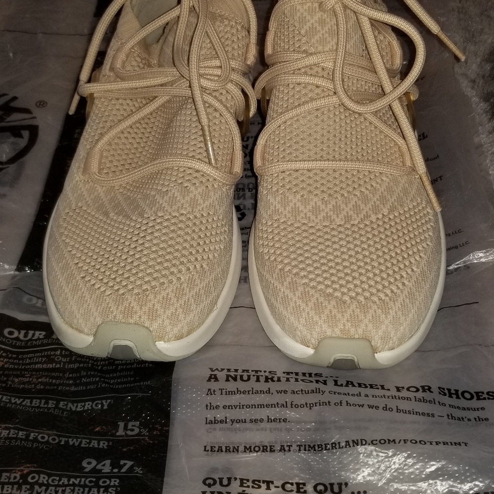 Brand New FlyRoam Go Knit  Chukka Women Timberland